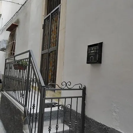 Dom wakacyjny Casa Vacanze La Volta Rodi Garganico